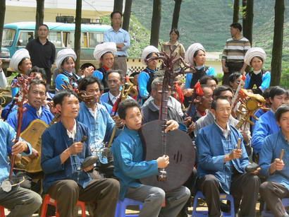 兴仁县屯脚镇的民族风情