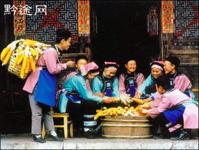 送做定情物：布依族的