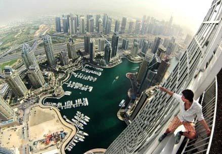 那些激发肾上腺的疯狂旅行照(切勿模仿)