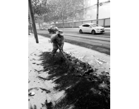 雪中 他们是最美户外工作者