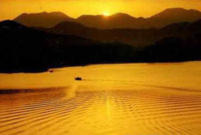 富春江-新安江风景名胜区