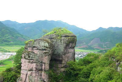 万寿山、西屏山
