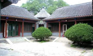 礼士胡同四合院
