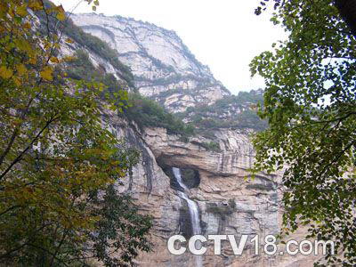 天桥瀑布群景区