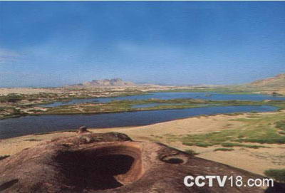 勃隆克沙漠旅游区