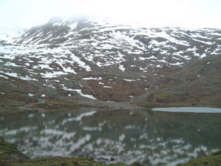 香拉东吉圣山风景区