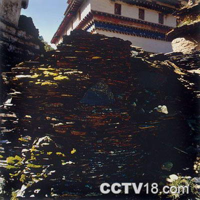 棒托寺喇嘛塔及石经