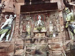 长秋山摩崖造像