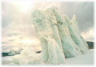 安多县格拉丹东冰塔林