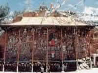 苯日山摩崖造像及雕刻