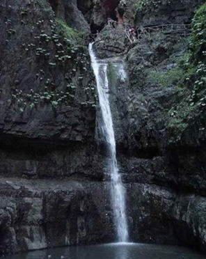 “老虎嘴”瀑布