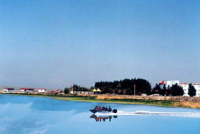 柴窝堡湖游览区