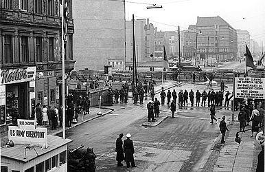 查理检查站博物馆