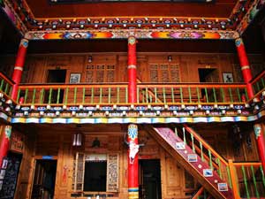 飞来寺觉色滇乡青年旅舍