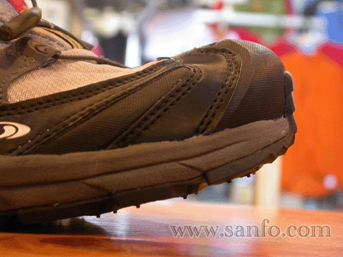 从户外鞋底的花纹看用途[图]