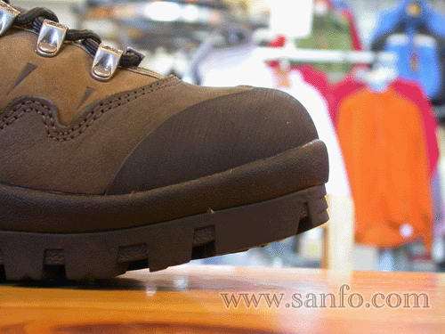 从户外鞋底的花纹看用途[图]