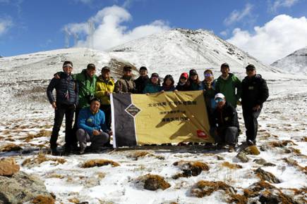 2014戈尔特斯TM户外梦想实现“新探索客梦想之地”—— “清澈天湖”行动团队合影