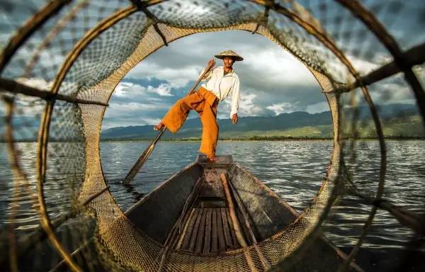 2015年最让人感动的20个旅行瞬间 你记住了几个？