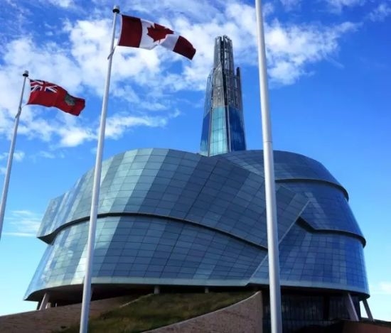 点击图片进入第一页