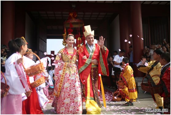 万人共度七夕体验盛唐婚典 华清宫打造七夕旅游新IP