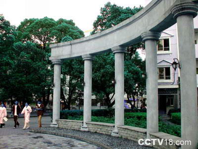 九江学院风景图