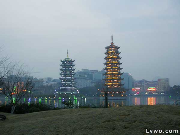 木龙湖景区木龙塔