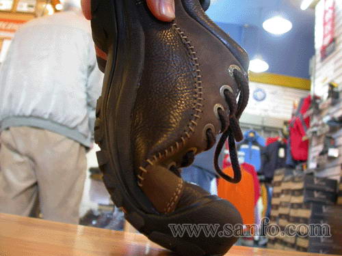 从户外鞋底的花纹看用途[图]