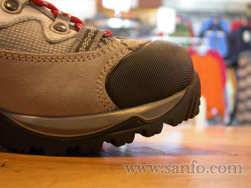 从户外鞋底的花纹看用途[图]