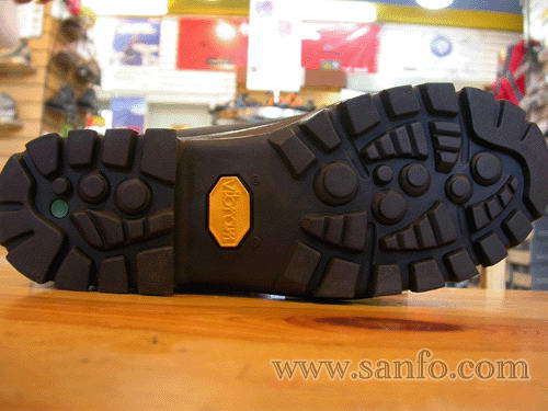 从户外鞋底的花纹看用途[图]
