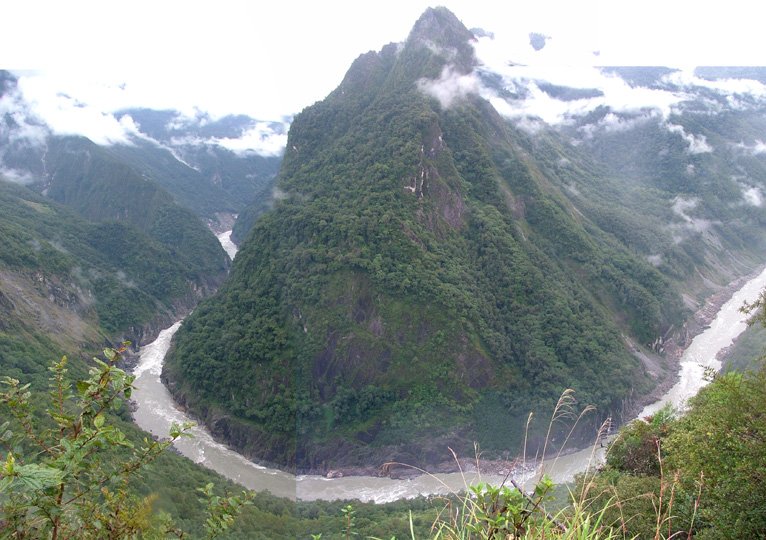 雅鲁藏布江第一湾