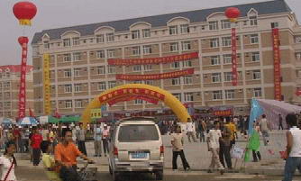 河南工业大学风景图