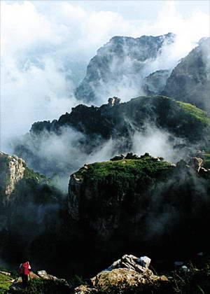 白石山风景图