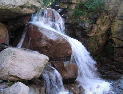 雾灵山风景区风景图